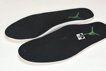 3 594282233 Jordan White Oregon Crew Pit Retro Ducks 0820